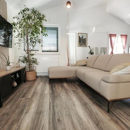 Apartment Tugare Exteriér fotografie